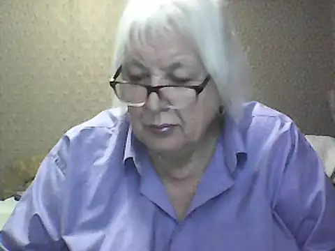Alexia64231 online show from September 11, 2025, 3:28 am