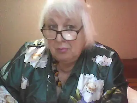 Snapshot of Alexia64231 chatting on October 2, 2025, 2:20 pm Alexia64231 online show from October 2, 2025, 2:20 pm