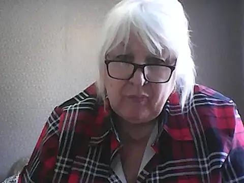 Snapshot of Alexia64231 chatting on February 22, 2026, 7:44 am Alexia64231 online show from February 22, 2026, 7:44 am