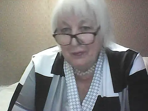 Snapshot of Alexia64231 chatting on September 23, 2025, 3:41 pm Alexia64231 online show from September 23, 2025, 3:41 pm