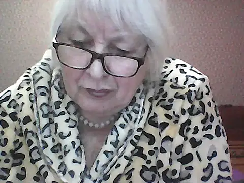 Snapshot of Alexia64231 chatting on October 16, 2025, 2:31 am Alexia64231 online show from October 16, 2025, 2:31 am