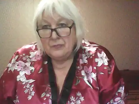 Snapshot of Alexia64231 chatting on February 1, 2026, 8:18 pm Alexia64231 online show from February 1, 2026, 8:18 pm