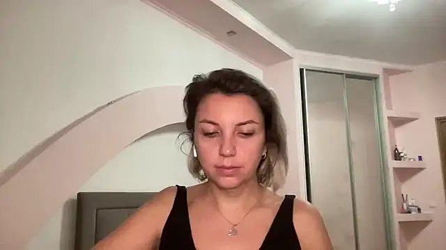 Snapshot of Beautysoul_ chatting on November 7, 2025, 3:27 pm Beautysoul online show from November 7, 2025, 3:27 pm