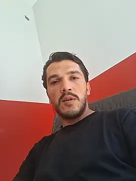 bisexsualman online show from July 8, 2026, 10:49 am