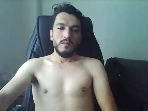 Snapshot of bisexsualman chatting on October 20, 2025, 11:22 am bisexsualman online show from October 20, 2025, 11:22 am