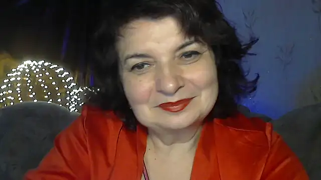 LedyNika online show from November 18, 2025, 7:28 pm