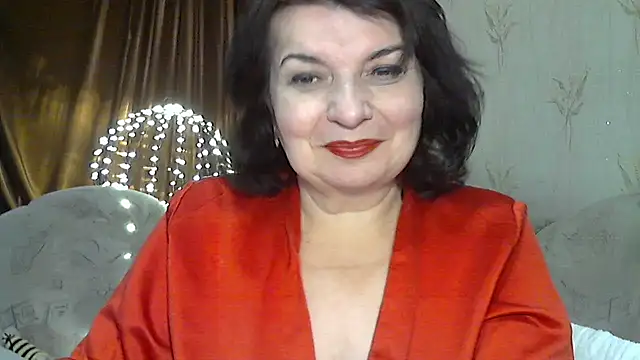 Snapshot of LedyNika chatting on February 8, 2026, 7:33 pm LedyNika online show from February 8, 2026, 7:33 pm
