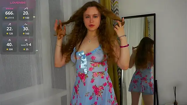 Snapshot of SusannaScholler chatting on October 11, 2025, 6:20 pm SusannaScholler online show from October 11, 2025, 6:20 pm