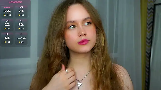 Snapshot of SusannaScholler chatting on October 29, 2025, 7:02 pm SusannaScholler online show from October 29, 2025, 7:02 pm