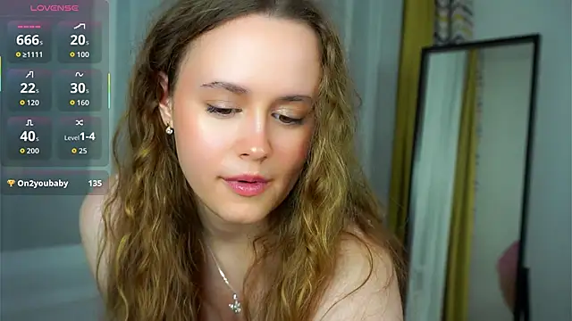 Snapshot of SusannaScholler chatting on October 21, 2025, 7:57 pm SusannaScholler online show from October 21, 2025, 7:57 pm