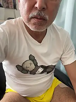 Snapshot of gholly2007 chatting on October 5, 2025, 2:13 am gholly2007 online show from October 5, 2025, 2:13 am