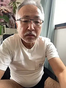 Snapshot of gholly2007 chatting on October 2, 2025, 2:15 am gholly2007 online show from October 2, 2025, 2:15 am