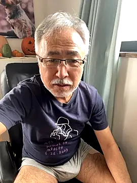 Snapshot of gholly2007 chatting on October 23, 2025, 2:21 am gholly2007 online show from October 23, 2025, 2:21 am