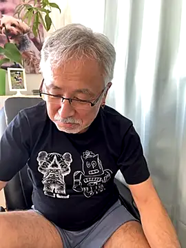 Snapshot of gholly2007 chatting on October 18, 2025, 2:57 am gholly2007 online show from October 18, 2025, 2:57 am