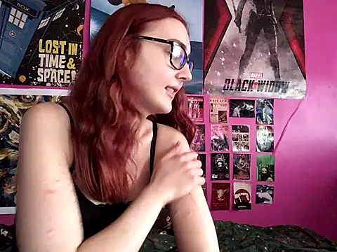 Snapshot of ivysplayhouse chatting on October 2, 2025, 11:13 am ivysplayhouse online show from October 2, 2025, 11:13 am