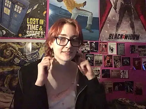 Snapshot of ivysplayhouse chatting on November 1, 2025, 5:51 pm ivysplayhouse online show from November 1, 2025, 5:51 pm