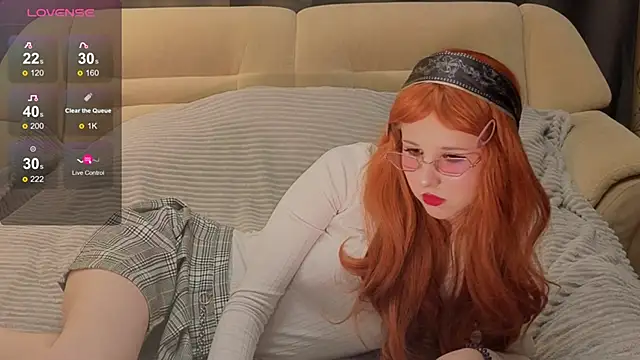 Lunar x online show from October 17, 2025, 5:59 pm