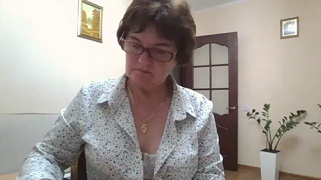 Galina56301 online show from September 24, 2025, 6:03 pm