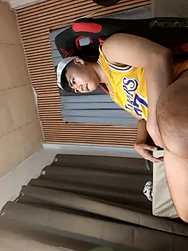 hot emman online show from January 8, 2026, 2:28 am