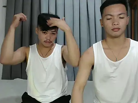 Snapshot of hot_emman chatting on October 22, 2025, 2:38 pm hot emman online show from October 22, 2025, 2:38 pm