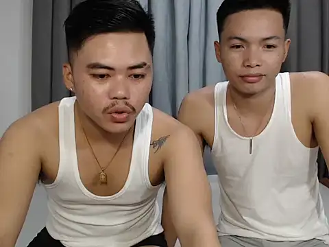 Snapshot of hot_emman chatting on October 24, 2025, 4:22 am hot emman online show from October 24, 2025, 4:22 am