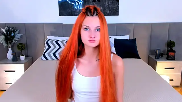 NightOpal online show from September 28, 2025, 4:25 pm