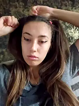 Virgin Pussy Horny online show from October 6, 2025, 6:58 am