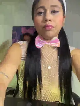 LuluMonroe Eup online show from November 27, 2025, 3:18 am