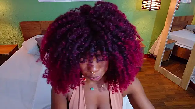 Chocolatte dreams online show from October 4, 2025, 1:01 pm