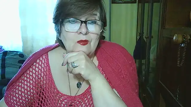 Snapshot of VeronicaGold511 chatting on October 14, 2025, 6:58 am VeronicaGold511 online show from October 14, 2025, 6:58 am