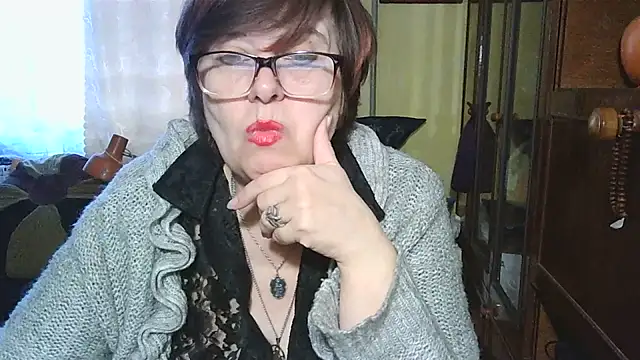 Snapshot of VeronicaGold511 chatting on February 26, 2026, 5:51 am VeronicaGold511 online show from February 26, 2026, 5:51 am