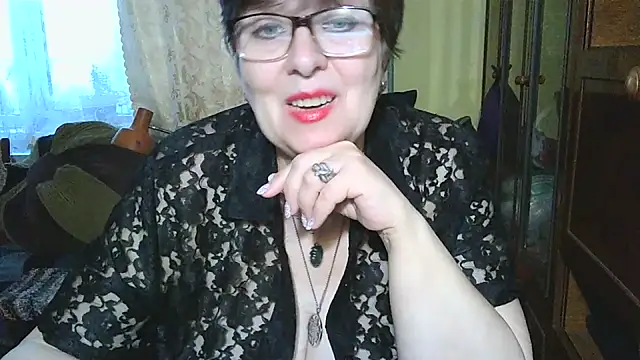 Snapshot of VeronicaGold511 chatting on December 1, 2025, 8:59 am VeronicaGold511 online show from December 1, 2025, 8:59 am