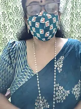 sweet-lotus online show from October 9, 2025, 4:51 pm