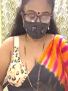 sweet-lotus online show from October 19, 2025, 6:54 pm