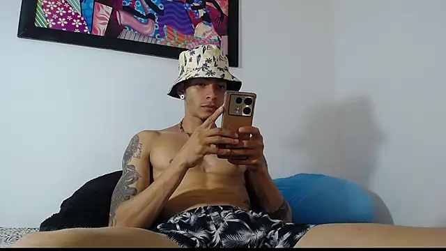 Daniel laverde online show from September 22, 2025, 4:13 pm