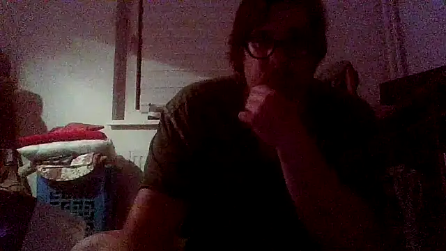 chubbyDavid1998 online show from November 4, 2025, 11:19 pm