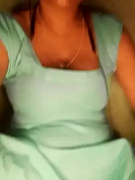 Snapshot of Hotty-Monaa chatting on September 21, 2025, 5:29 pm Hotty-Monaa online show from September 21, 2025, 5:29 pm