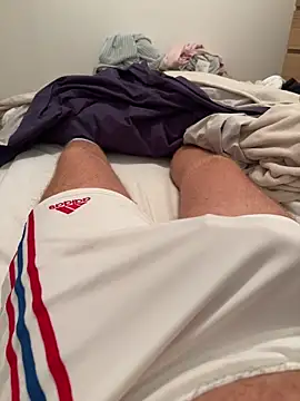 Snapshot of HommeSecret- chatting on October 9, 2025, 6:19 pm HommeSecret- online show from October 9, 2025, 6:19 pm