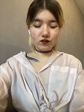 Snapshot of Cherry___Blossom chatting on February 12, 2026, 9:09 am Cherry Blossom online show from February 12, 2026, 9:09 am