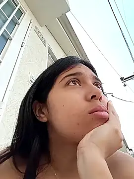 VioletaBliss1 online show from January 14, 2026, 12:20 pm