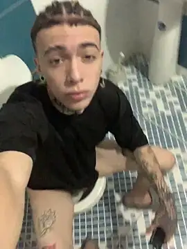 lily Bliss online show from September 27, 2025, 6:14 pm