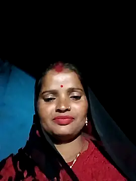 Snapshot of Neelamt12 chatting on October 18, 2025, 1:35 pm Neelamt12 online show from October 18, 2025, 1:35 pm