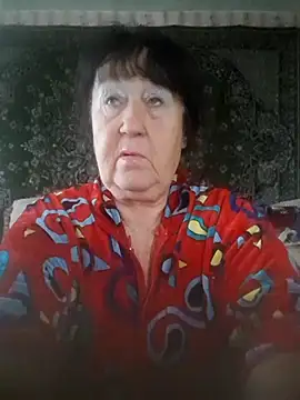 Snapshot of CrystalLime6411 chatting on September 17, 2025, 5:42 am CrystalLime6411 online show from September 17, 2025, 5:42 am