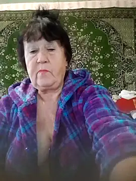 Snapshot of CrystalLime6411 chatting on September 29, 2025, 5:14 am CrystalLime6411 online show from September 29, 2025, 5:14 am