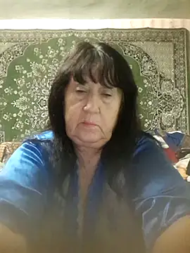 Snapshot of CrystalLime6411 chatting on October 9, 2025, 10:54 pm CrystalLime6411 online show from October 9, 2025, 10:54 pm