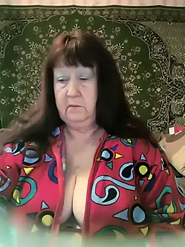 CrystalLime6411 online show from April 6, 2026, 3:24 pm