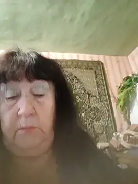 Snapshot of CrystalLime6411 chatting on October 21, 2025, 9:52 am CrystalLime6411 online show from October 21, 2025, 9:52 am