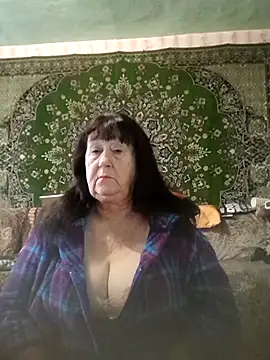 Snapshot of CrystalLime6411 chatting on October 19, 2025, 11:02 am CrystalLime6411 online show from October 19, 2025, 11:02 am