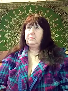 CrystalLime6411 online show from February 11, 2026, 5:40 am