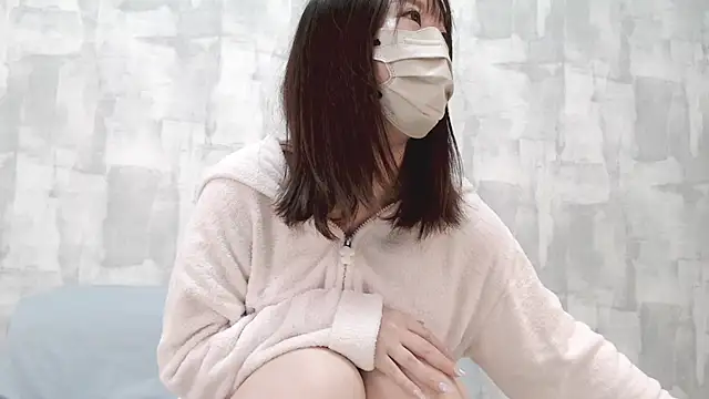 Kurumi chan 19 online show from September 17, 2025, 10:28 am